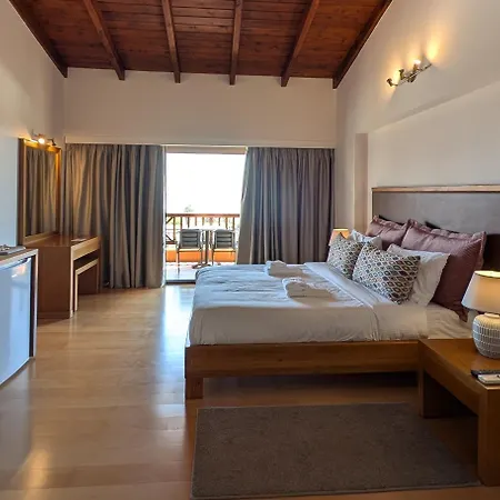 Hotel Althea 3*